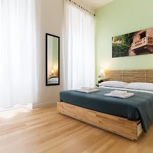 Residenza Leoncino Πανσιόν